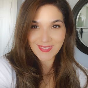 Meet your Posher, Valerie